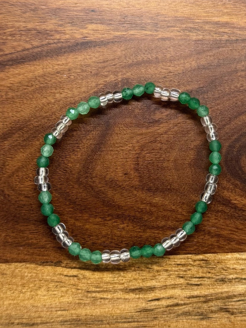 ✨ Handmade Emerald Stretch Bracelet ✨